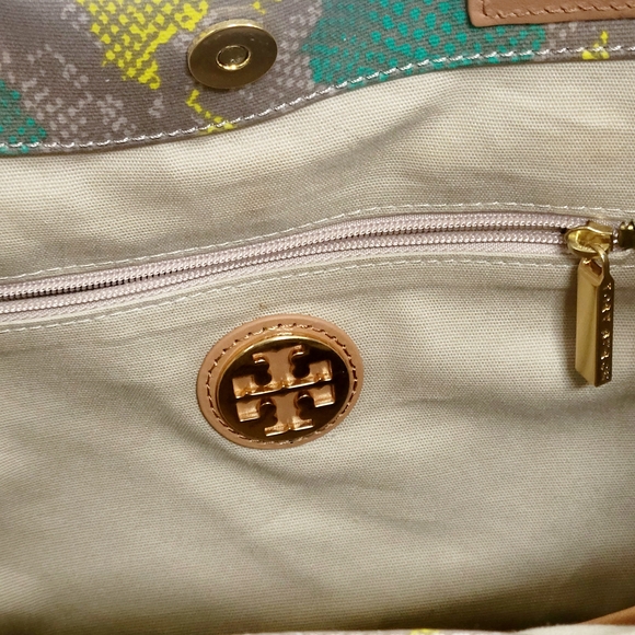 Tory Burch Multicolor Snake Printed Coated Canvas and Leather Handles Ella Tote - Picture 11 of 13